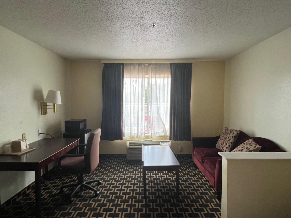 Budgetel Inns & Suites Fairfield Exterior foto