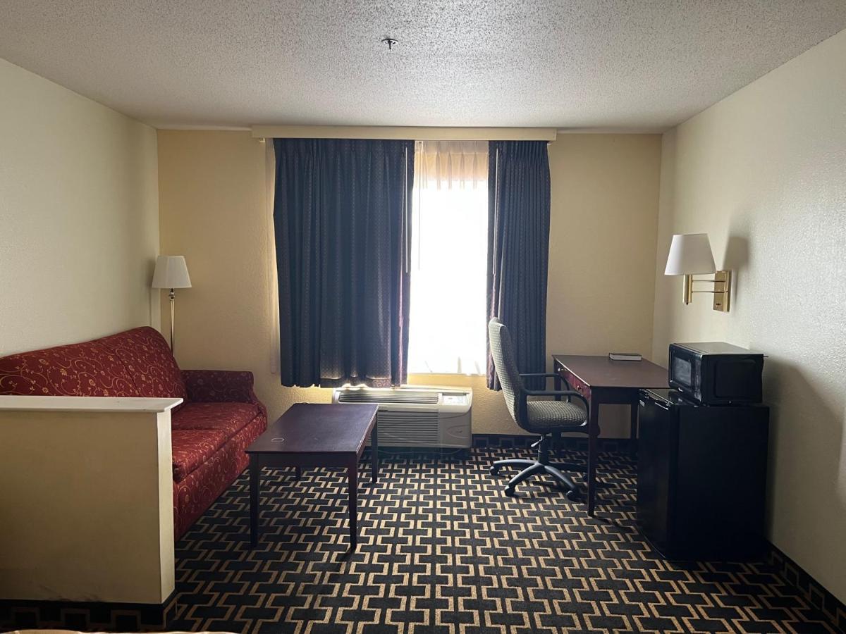 Budgetel Inns & Suites Fairfield Exterior foto