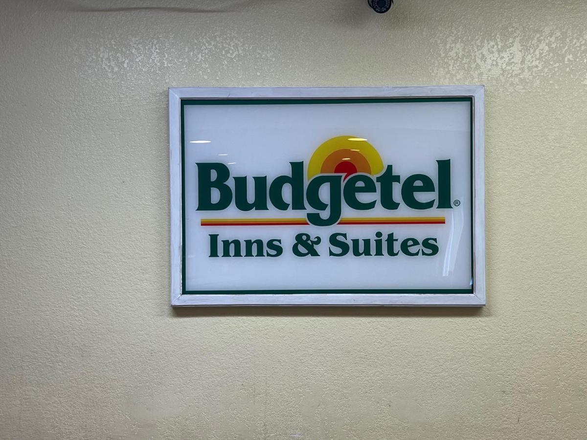 Budgetel Inns & Suites Fairfield Exterior foto
