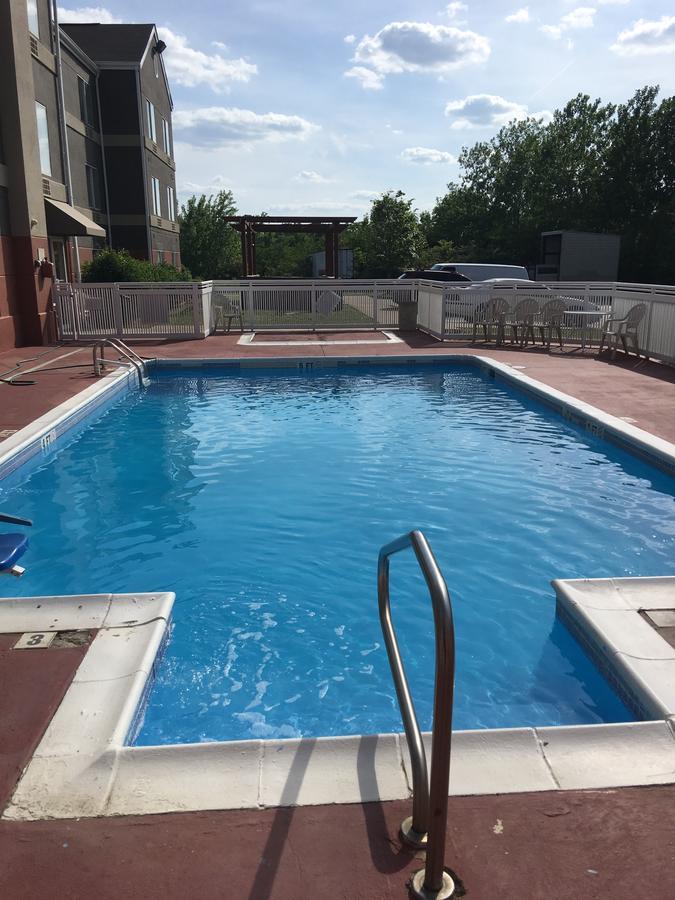 Budgetel Inns & Suites Fairfield Exterior foto